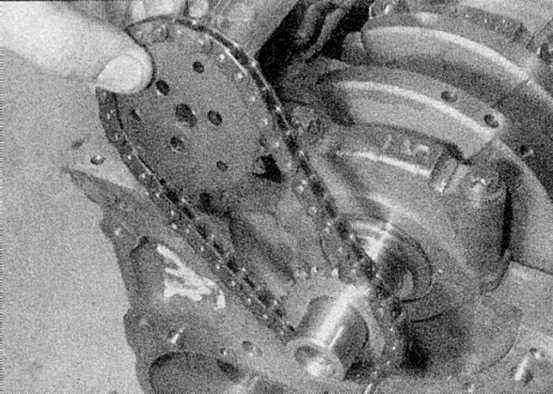 Устройство, обслуживание, ремонт Renault Megane, Scenic c 1996 г. -Снятие, осмотр и установка масляного насоса и зубчатого колеса